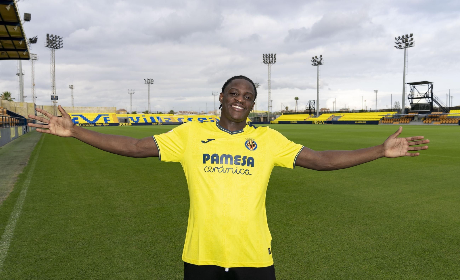 Toulouse veut s’offrir le joyau camerounais de Villarreal, Etta Eyong