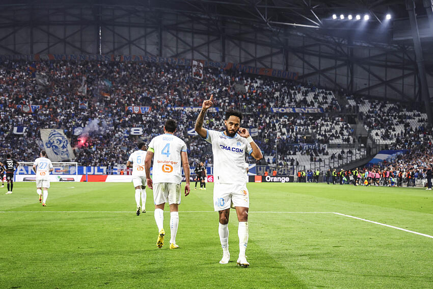 Pierre-Emerick Aubameyang de retour à l’Olympique de Marseille : un accueil triomphal et de grandes ambitions pour la saison 2025/2026
