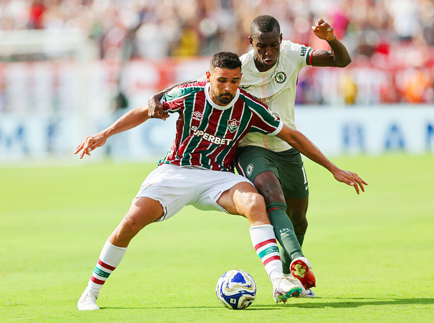 Échange impossible ? Chelsea réclame Garnacho et de l’argent pour Nicolas Jackson