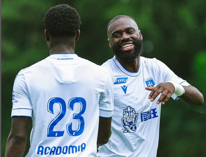 Les Auxerrois ne pourront pas retenir Lassine Sinayoko : l’OM battu, la Bundesliga passe à l’offensive !