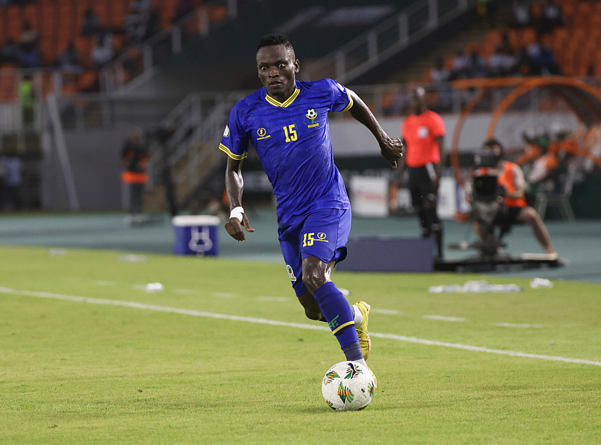 Mohamed Hussein s’engage avec le Young Africans SC