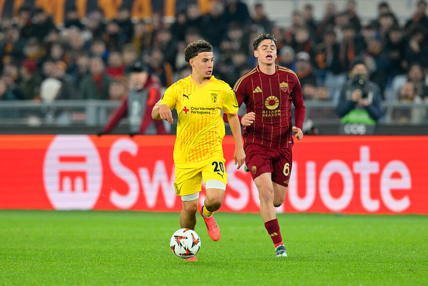 Ismaël Gharbi : l’ancien prodige du PSG suscite l’intérêt de plusieurs clubs européens