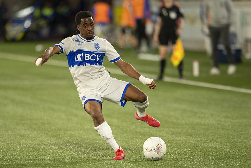 Teddy Okou : Le flambeau franco-ivoirien en route vers l’Arabie Saoudite !