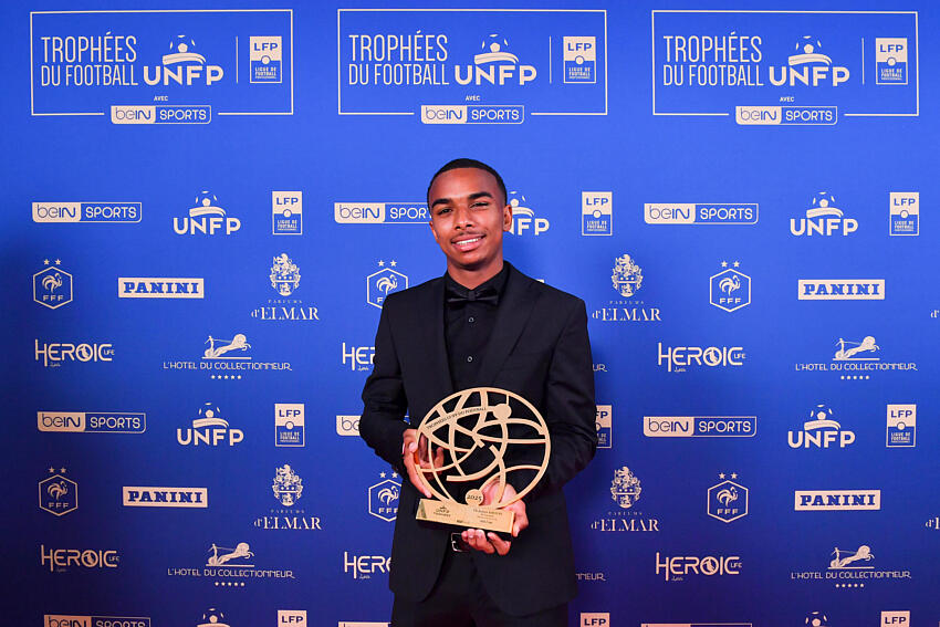 Eli Junior Kroupi : Le phénomène Franco-Ivoirien qui réinvente l’attaque