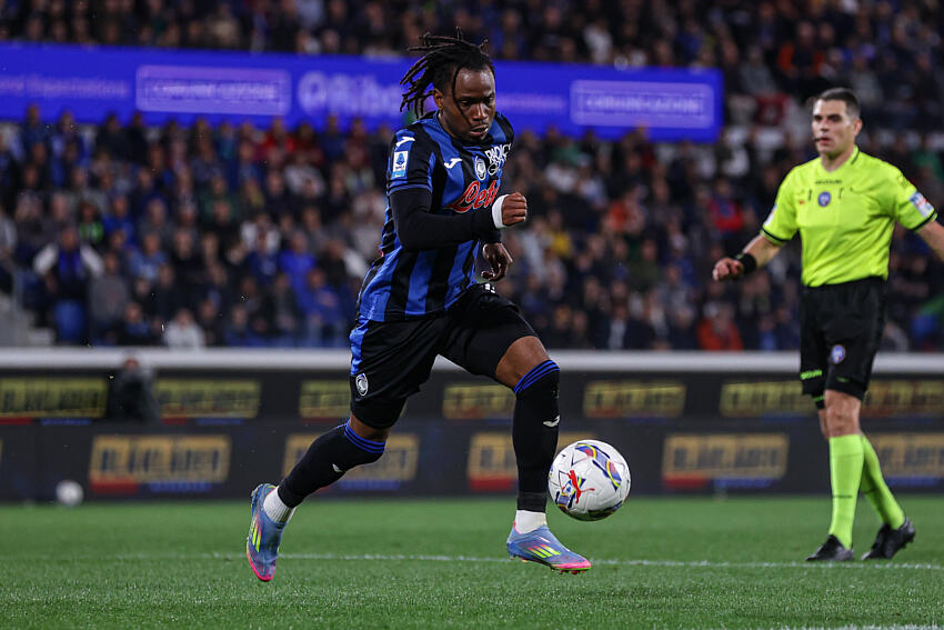 Ademola Lookman au cœur des enjeux : Tottenham accélère pour le transfert du joueur nigérian avant la clôture du mercato