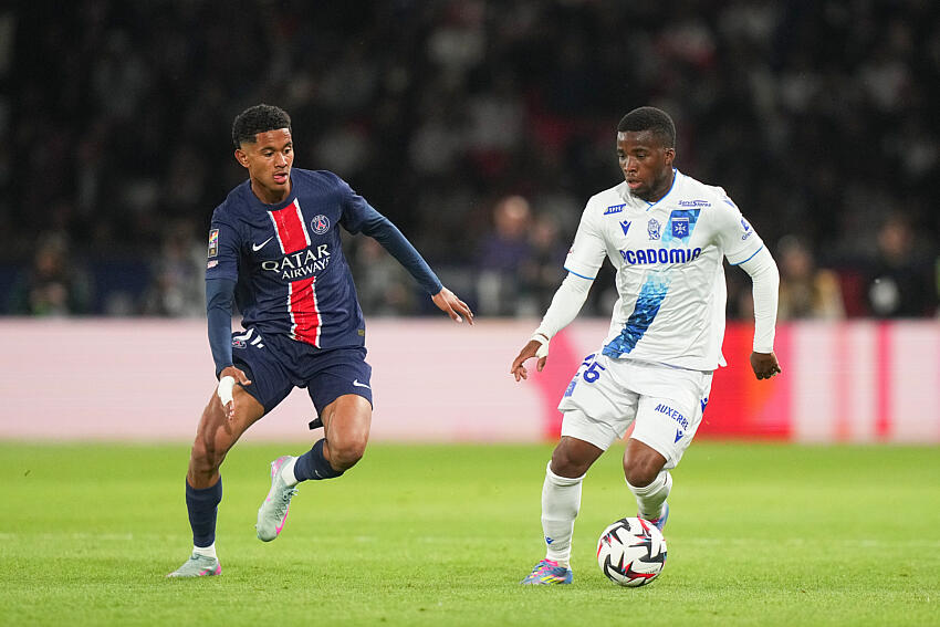 OM prêt à frapper fort : Hamed Junior Traoré dans le viseur après son prêt réussi à Auxerre