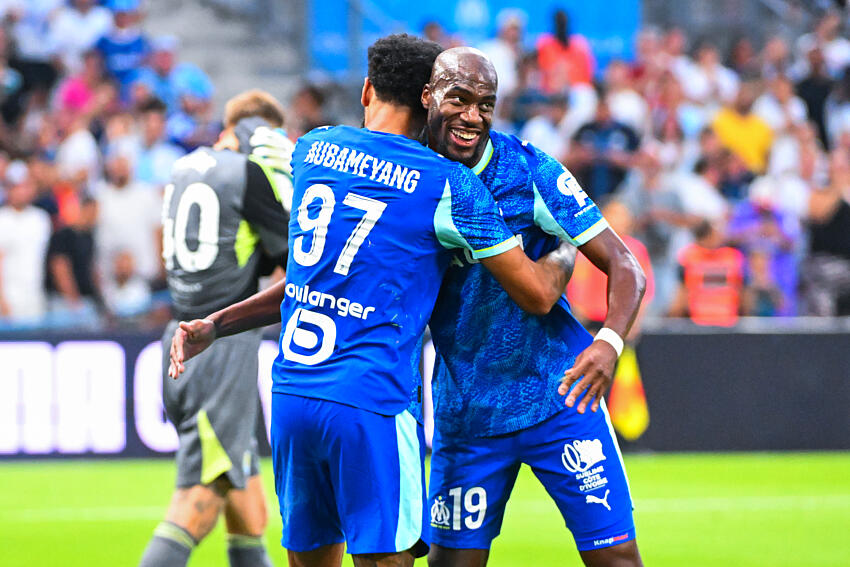 Aubameyang marque un doublé décisif pour l’OM contre Aston Villa