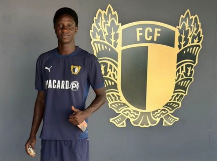 Mamadou Lamine Bèye s’engage avec Famalicão : une révélation sénégalaise qui conquiert le Portugal