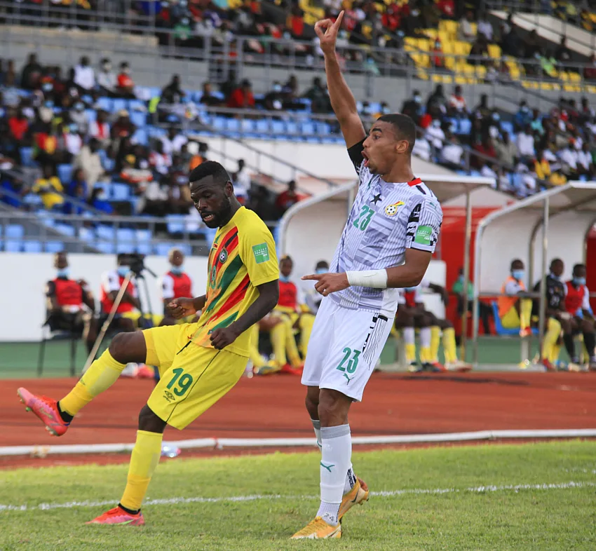 Knox Mutizwa lève le voile sur son départ inattendu des Golden Arrows