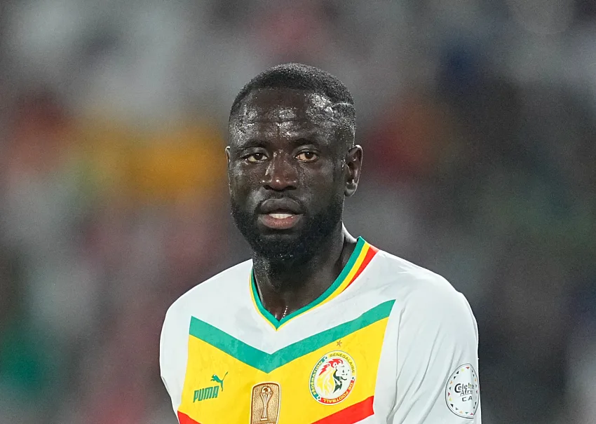 Mercato : Cheikhou Kouyaté signe en Turquie pour relancer sa carrière à 35 ans