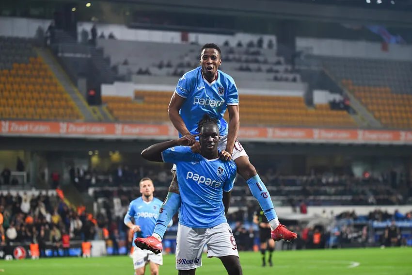 Simon Banza : 10 millions d’euros pour l’ancien buteur du RC Lens