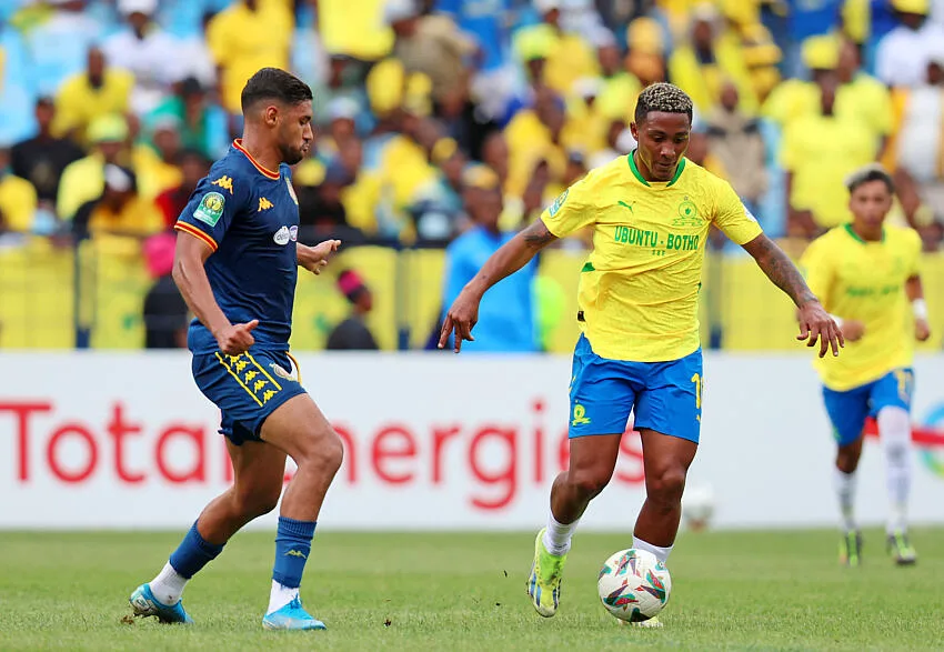 Youcef Belaïli : la rumeur de retraite internationale démentie, un avenir toujours prometteur avec l’Algérie