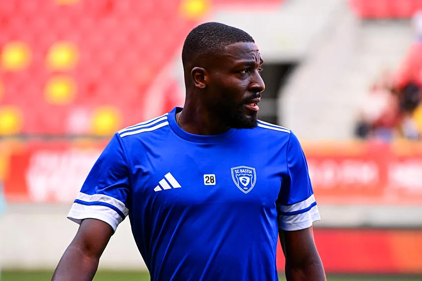 Ligue 2 : Bastia mise sur Gustave Akueson, le capitaine solide venu de Versailles