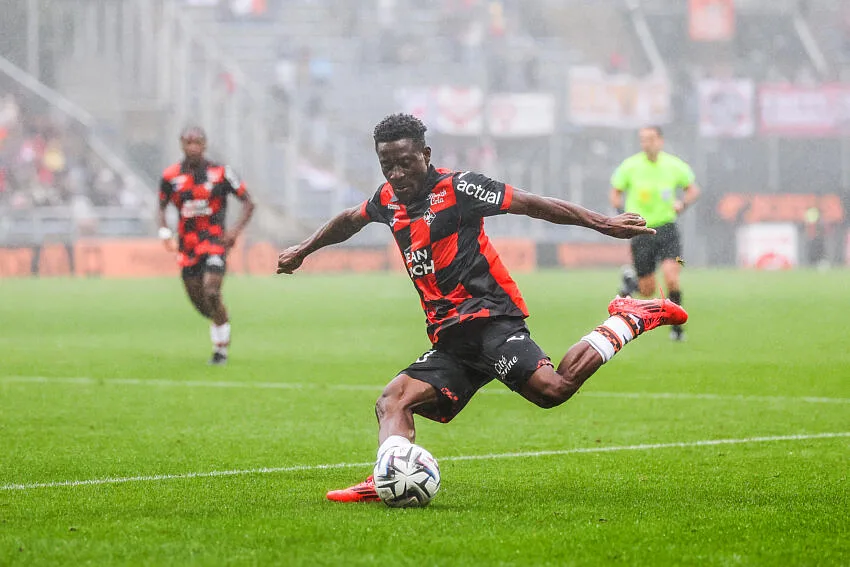Gernot Rohr s’indigne après la gestion risquée de Tosin par Lorient lors du match OM-Lorient