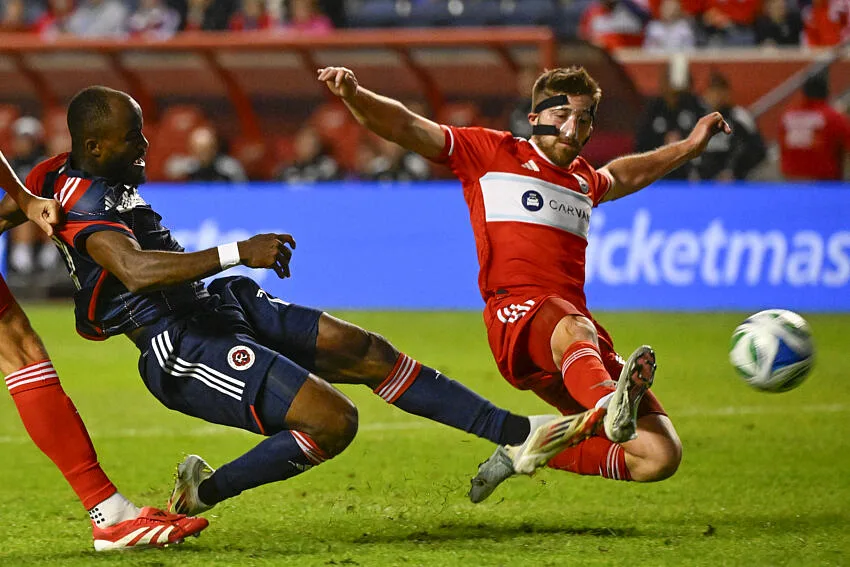 Ignatius Ganago freiné par une nouvelle blessure au mollet : un retour retardé