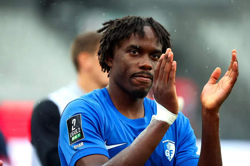 Stone Mambo buteur éclair : Grenoble triomphe face à Dunkerque