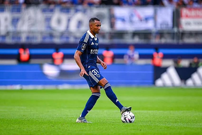 Vladimir Petkovic surprend avec la convocation de Samir Chergui pour les qualifications du Mondial 2026