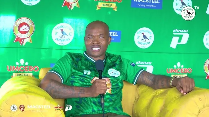 Mandla Qhogi triomphe et décroche son premier titre officiel après son départ des Orlando Pirates