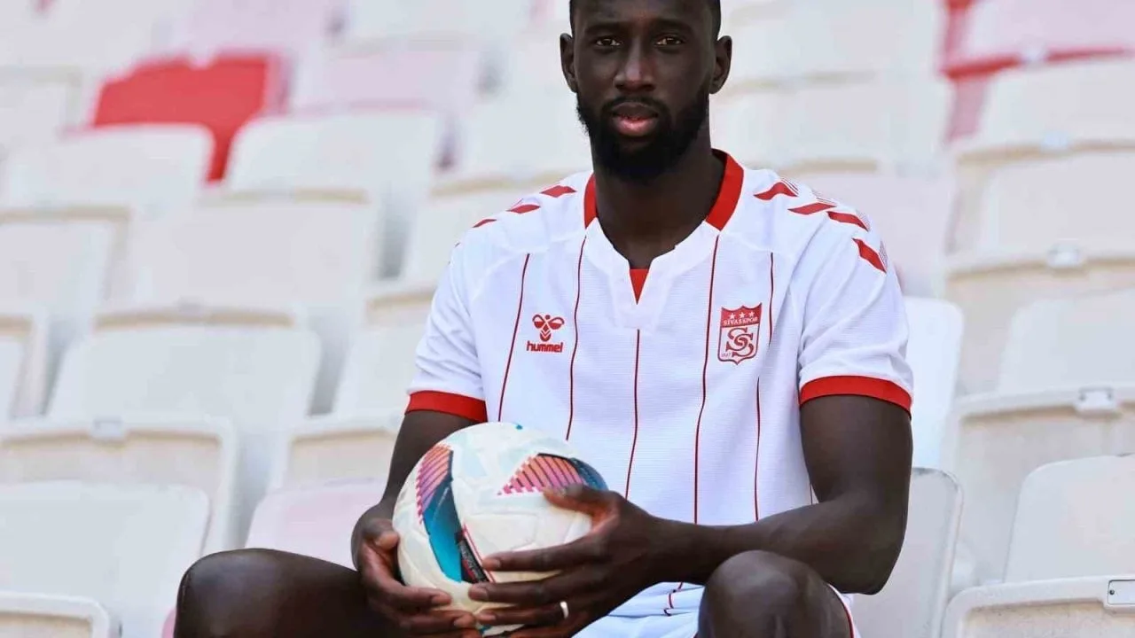 Samba Camara met un terme définitif à son aventure avec Sivasspor